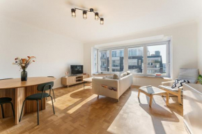 Zonnig, ruim appartement op A+ locatie!